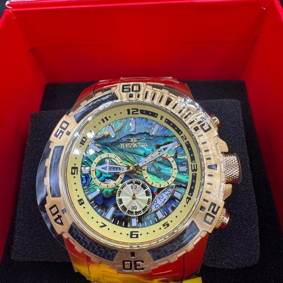 Invicta Men's Pro Diver Scuba Abalone Dial Watch Collector's Edition